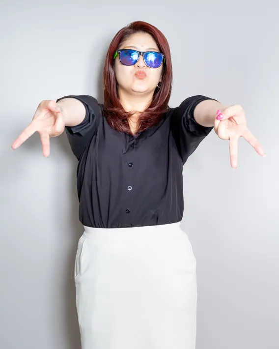 スタイリスト-小嶋奈巳のユーモアな写真